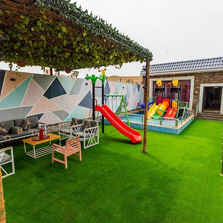 شاليهات الكوخ السويسري وأكوابارك Villa Ash Shishah Esterno foto