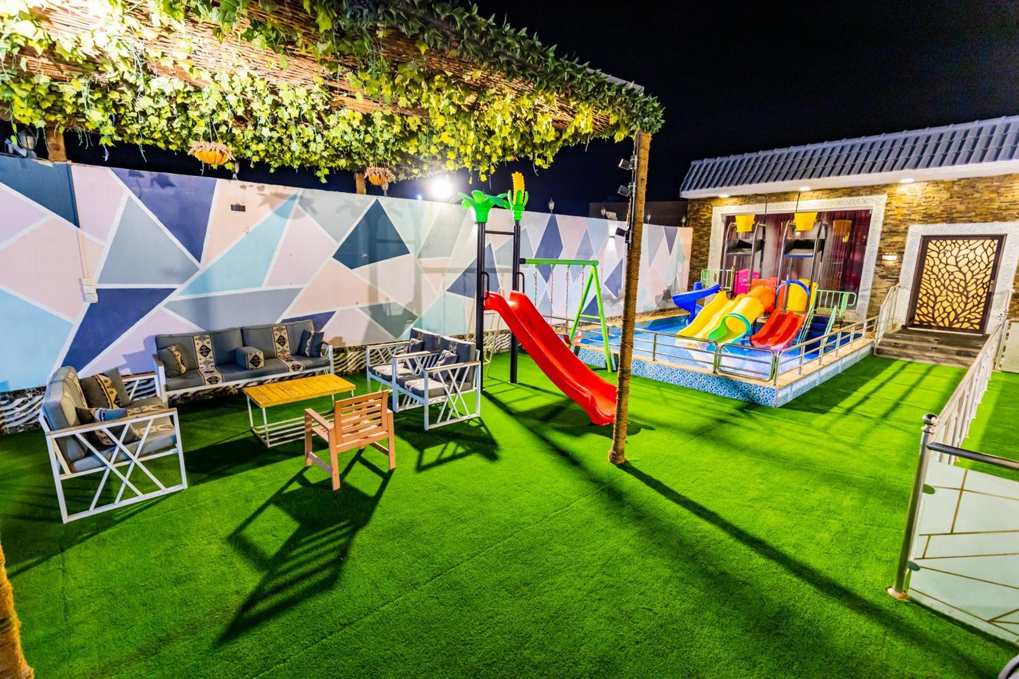 شاليهات الكوخ السويسري وأكوابارك Villa Ash Shishah Esterno foto