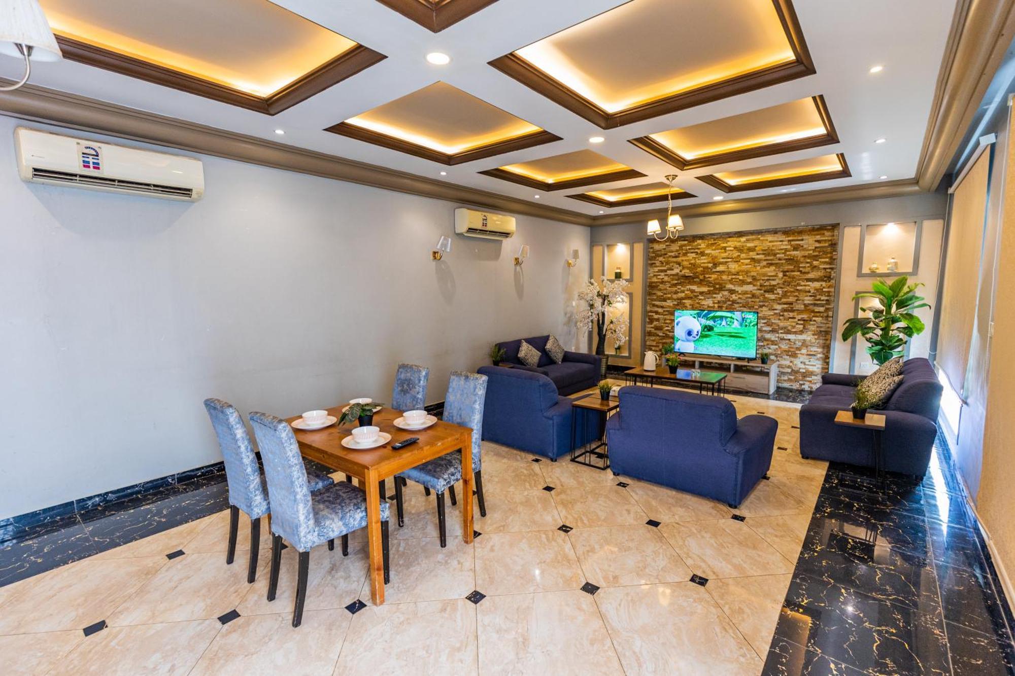 شاليهات الكوخ السويسري وأكوابارك Villa Ash Shishah Esterno foto
